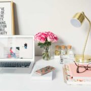 Top Job Searching Websites for Fashion and Beauty Jobs