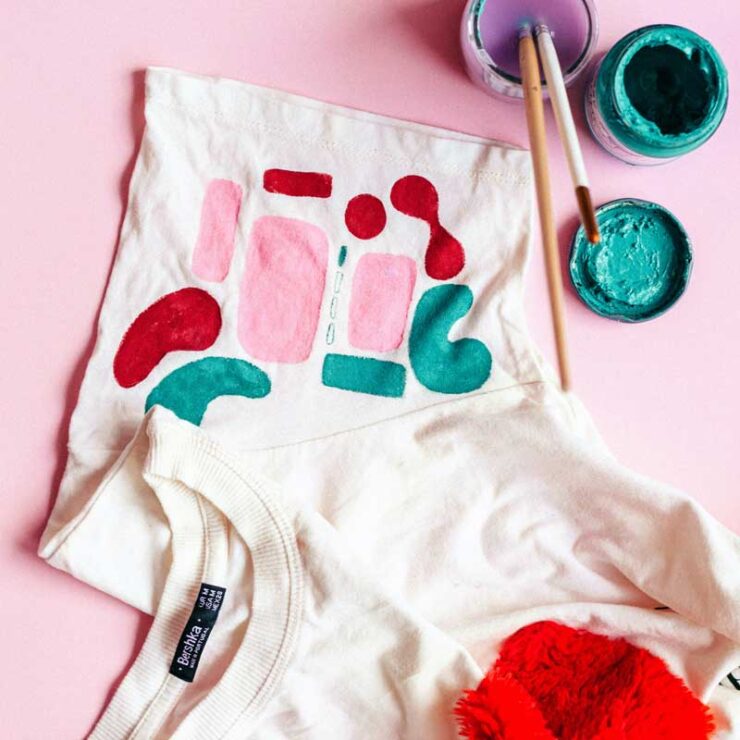 3 Easy Clothing DIYs for the Summer