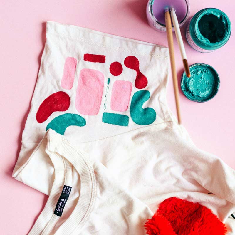 3 Easy Clothing DIYs for the Summer 3 Easy Clothing DIYs for the Summer