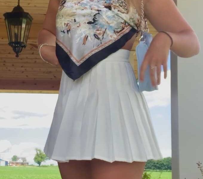5 Ways to Style a Pleated Skirt #OOTD 5 Ways to Style a Pleated Skirt #OOTD