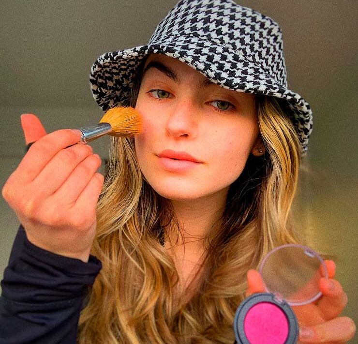 3 Products for Mastering the Natural Makeup Look