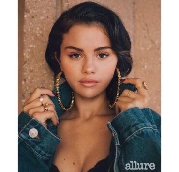Look for Less: Selena Gomez’s Allure Photoshoot Denim Jacket Look Look for Less: Selena Gomez’s Allure Photoshoot Denim Jacket Look