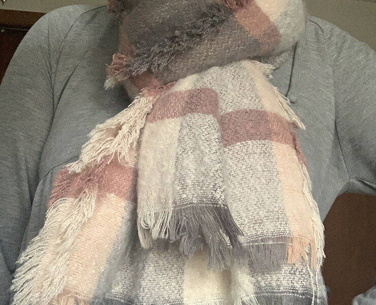 3 Ways to Tie a Blanket Scarf