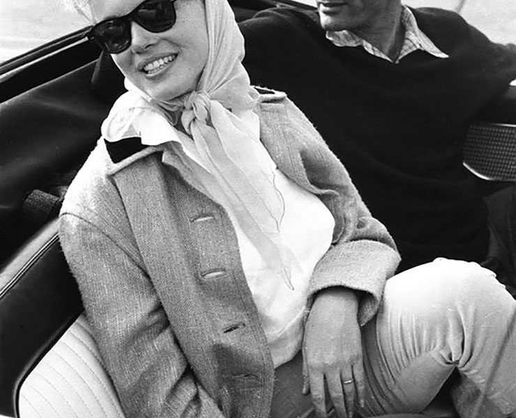 Headscarves Done Right: Making Old Hollywood New Again