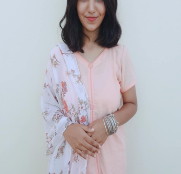 Sarees and Salwar Kameez: The Must-Haves of Every Bengali Girl Sarees and Salwar Kameez: The Must-Haves of Every Bengali Girl