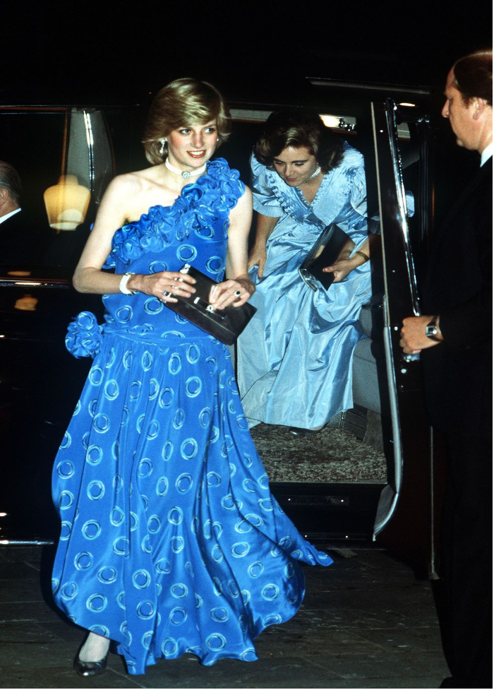 The Best Looks Worn By Princess Diana – ROOSTERGNN Global News Network