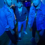 #OOTD: How to Style a Denim Jacket on Party Nights