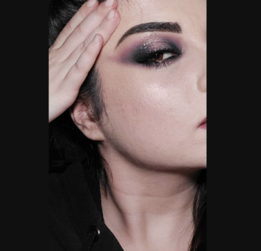 #GRWM: Pink Glitter Halo Smokey Eye