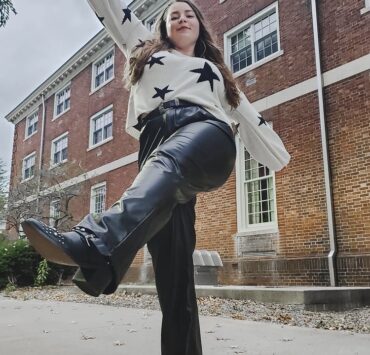 Don’t Just Look at the Stars, Be One #OOTD