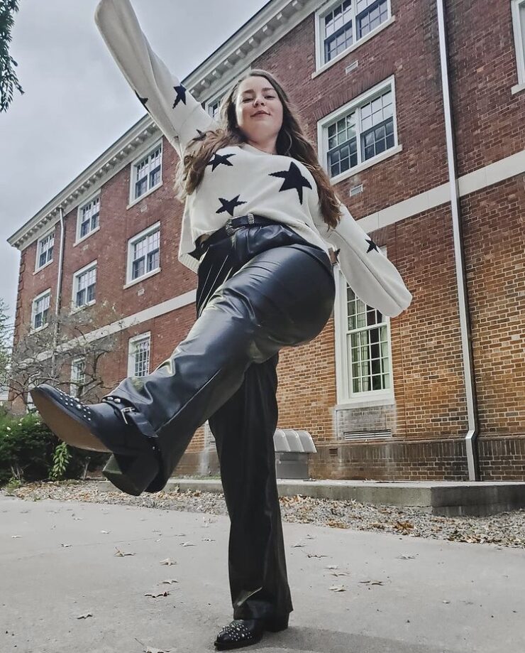 Don’t Just Look at the Stars, Be One #OOTD