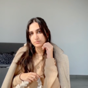 4 Ways to Wear a Beige Coat