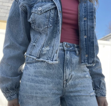 Obsessed with Mom Jeans #OOTD