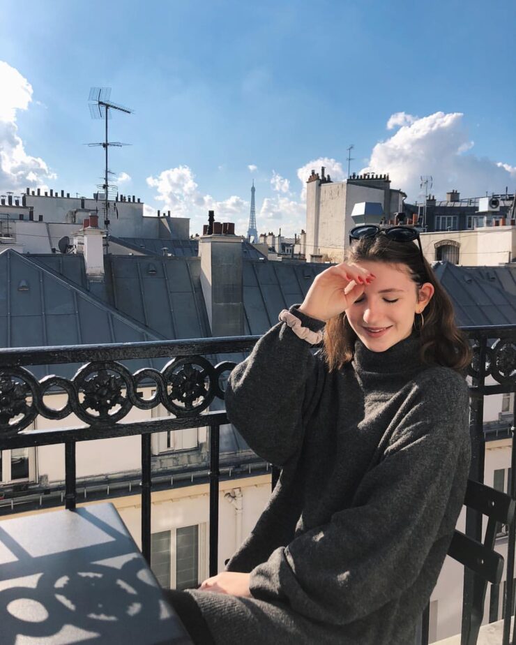 Molly in Paris