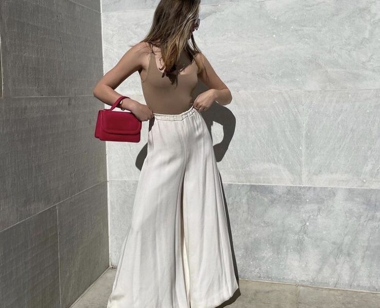 Basics with a Pop #OOTD