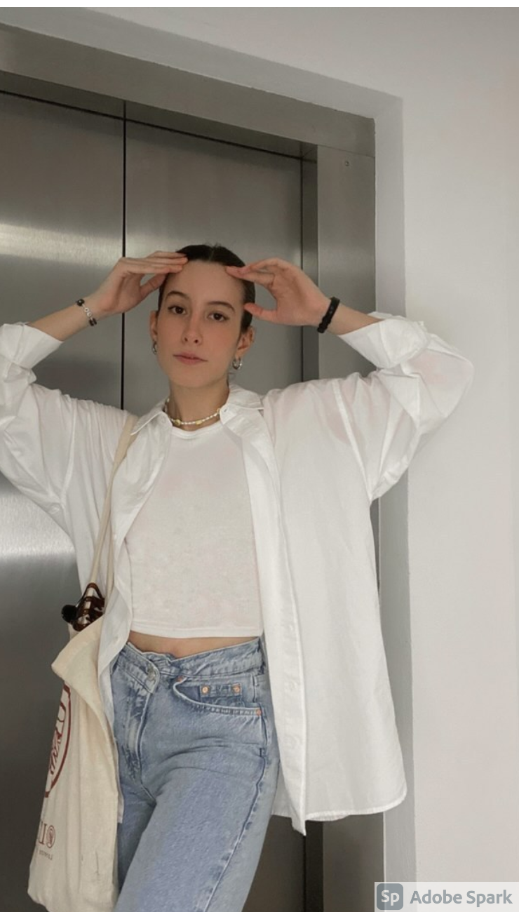 Styling A White Oversize Shirt Styling A White Oversize Shirt