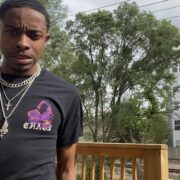 How to Style Graphic Tees