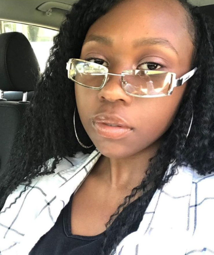 Chic Sunglasses Look