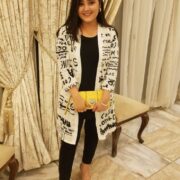 Chic Black and White Look