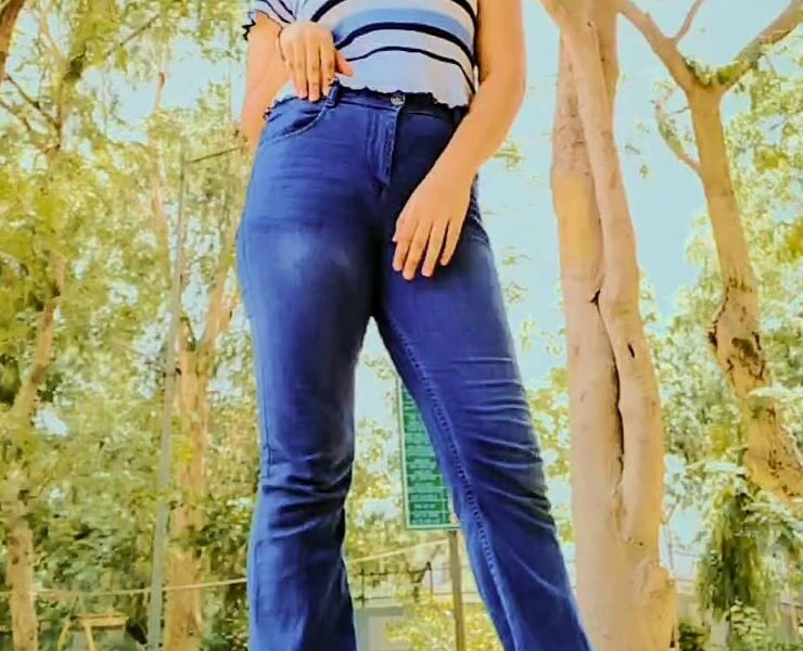 Nancy’s Chic Denim Look