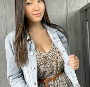A Chic Denim Look A Chic Denim Look