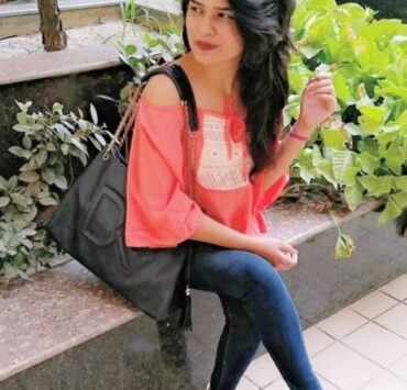 Coral Top #OOTD Coral Top #OOTD