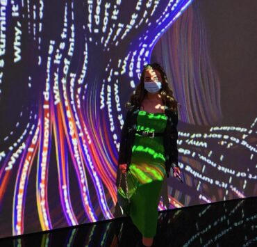 Look By A Day In Wonderland