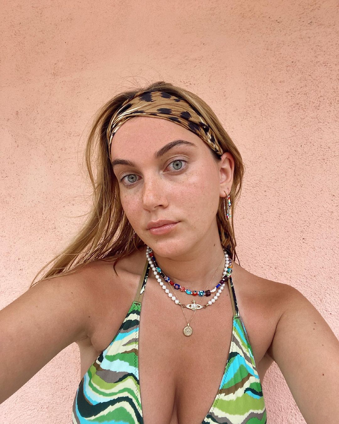 Here’s Why You Should Style Headscarves With Your Bikini Here’s Why You Should Style Headscarves With Your Bikini