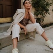 A Way To Wear a Scarf As Top