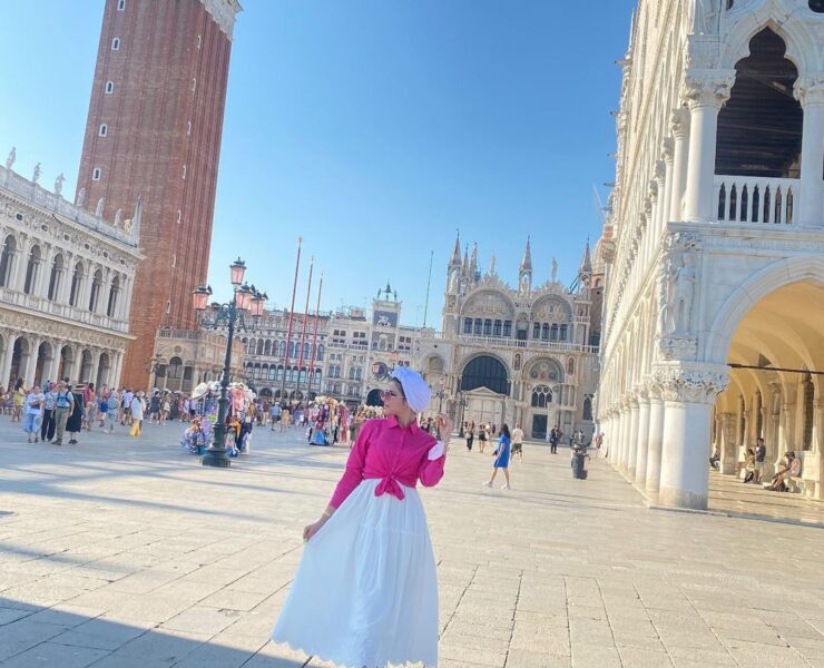 Optimistic Color Trend: Magenta