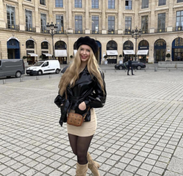 I’m Having a Beret Time In Paris! I’m Having a Beret Time In Paris!