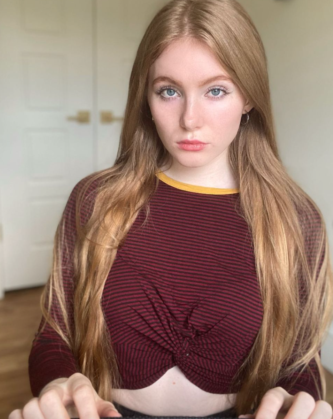 Maroon Moment Maroon Moment