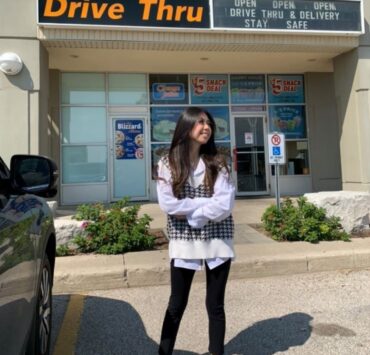 Andrea Aranas’ Black and White Look Andrea Aranas’ Black and White Look