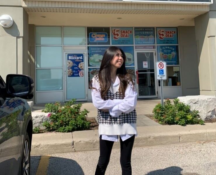 Andrea Aranas’ Black and White Look