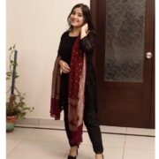 Javeria’s All Black Look