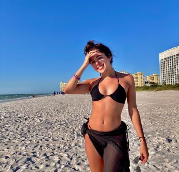 Tropical Island Vibes Tropical Island Vibes