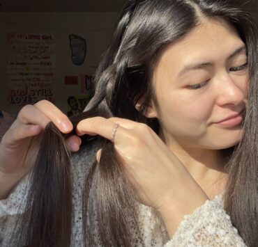 3 Easy and Minimalist Hairstyles for Medium Length Hair