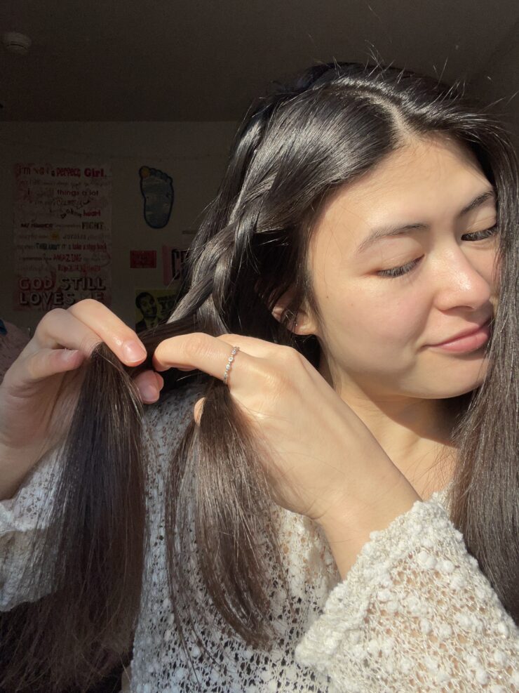 3 Easy and Minimalist Hairstyles for Medium Length Hair