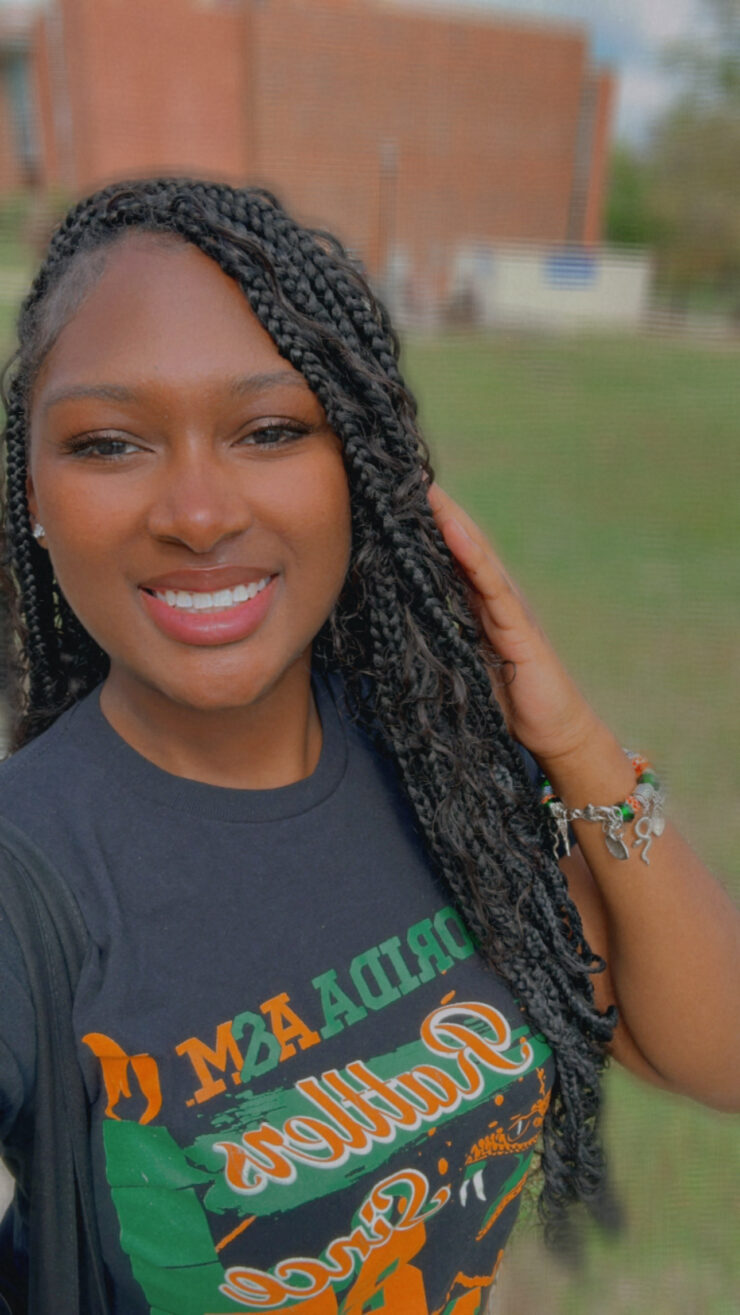 How To Make Your School T-Shirts Fashion