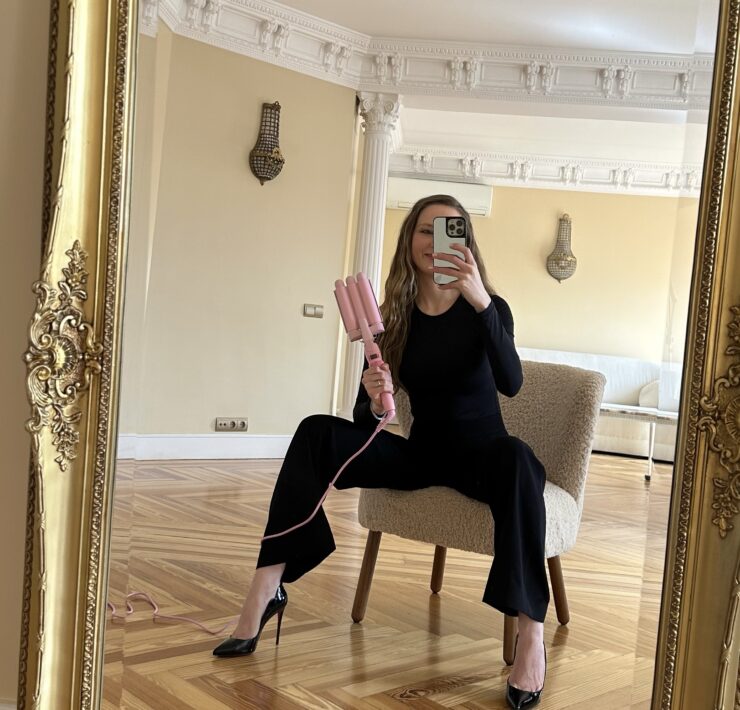 I Tested Sofia Richie’s and Hailey Bieber’s Viral Mermaid Hair Waver – Here’s An Honest Review