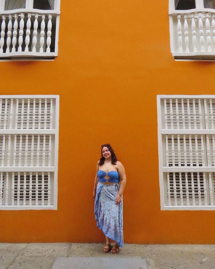 Blue #OOTD, Orange Walls…What I Wore on My Trip to Colombia