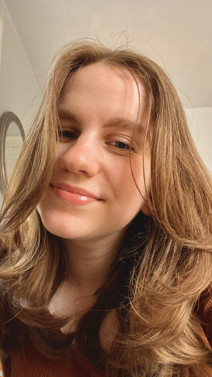 How To Get the Perfect 90s Blowout at Home Using the Revlon One-Step Volumizer Brush