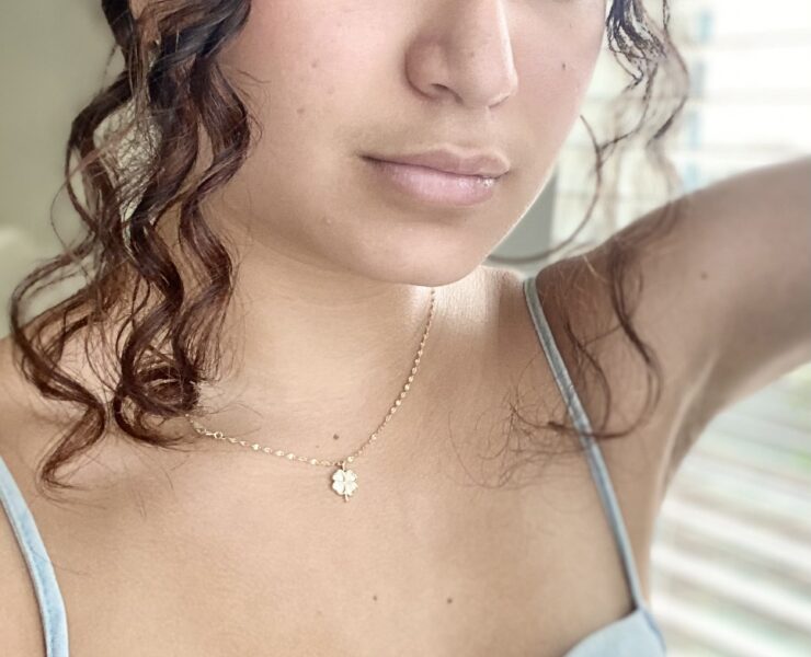 How Different Necklines Change Your Look (And How To Find the Right One for You!)