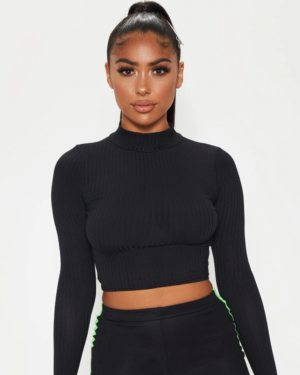 Pretty Little Thing Turtleneck