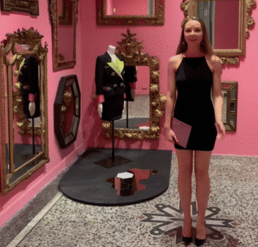 The Fashion Diaries | Madrid Fashion Week: Versace exhibit + BTS + backstage + what Queen Letizia wears The Fashion Diaries | Madrid Fashion Week: Versace exhibit + BTS + backstage + what Queen Letizia wears