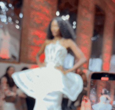 Daughters, Debuts and Other Highlights From Spain’s Atelier Couture