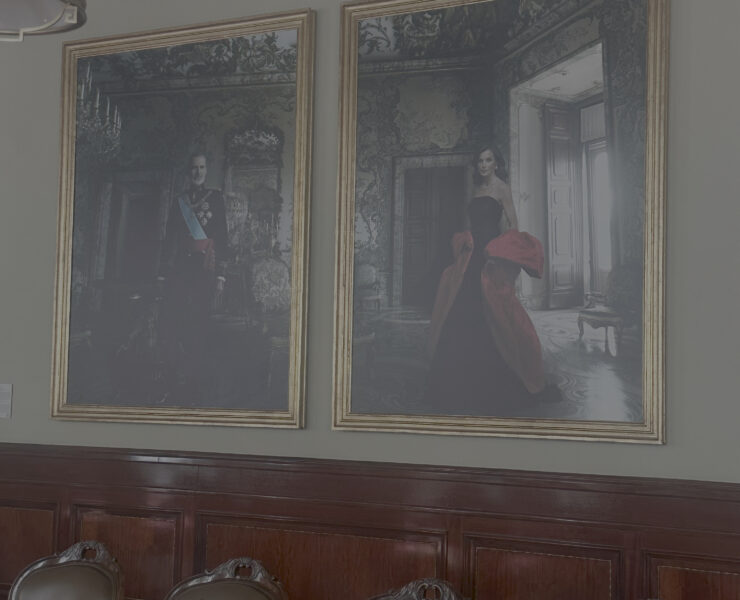 The Doors Are Open: Portraits at the Bank of Spain